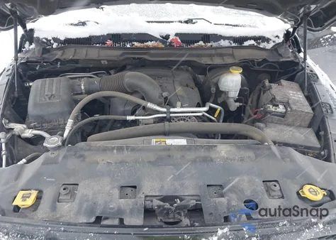 2018 Ram 1500 Big Horn 4X4 5'7 Box из США, поврежденный, VIN 1C6RR7LT2JS276222